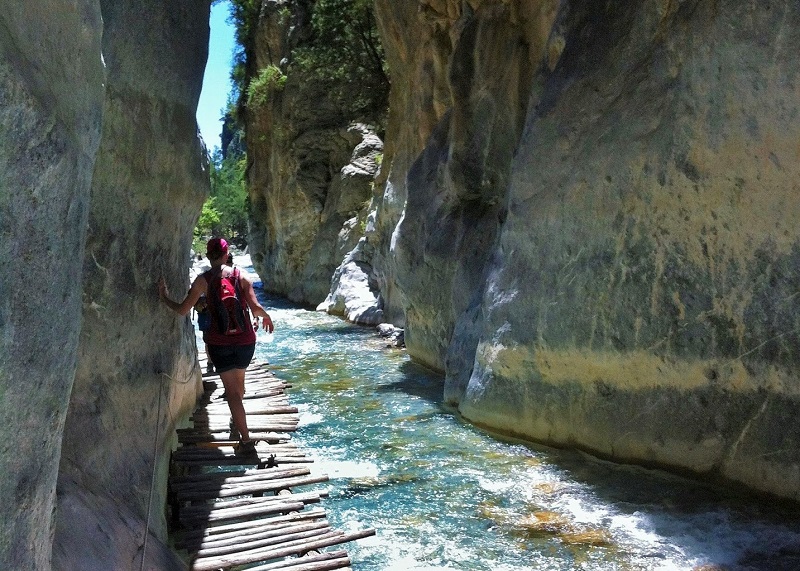 samaria-gorge-ax