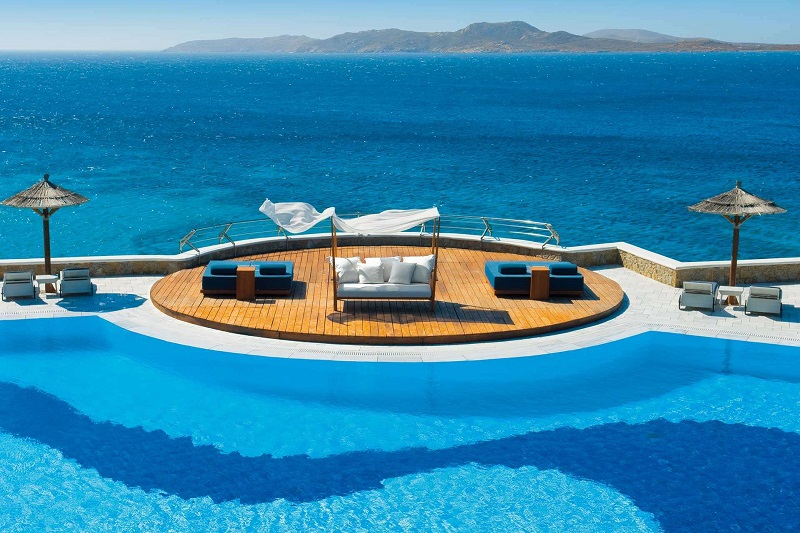 grand-beach-hotel-mykonos - Just Go Greece