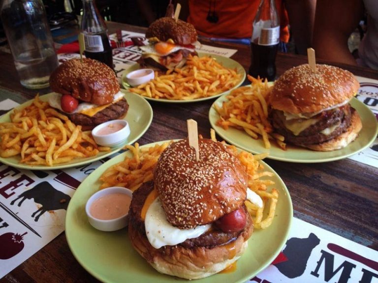 10 Best Places to Have a Burger in Greece