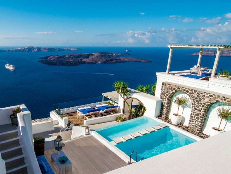 Top 10 Most Expensive Hotels in Santorini