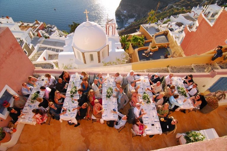 Top 10 Gourmet Restaurants in Santorini