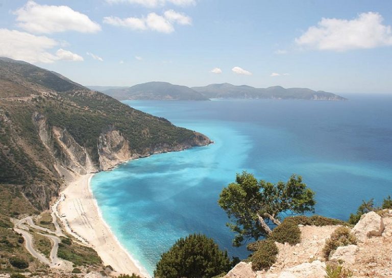 Greece’s Top 10 Scenic Drives for Breathtaking Views