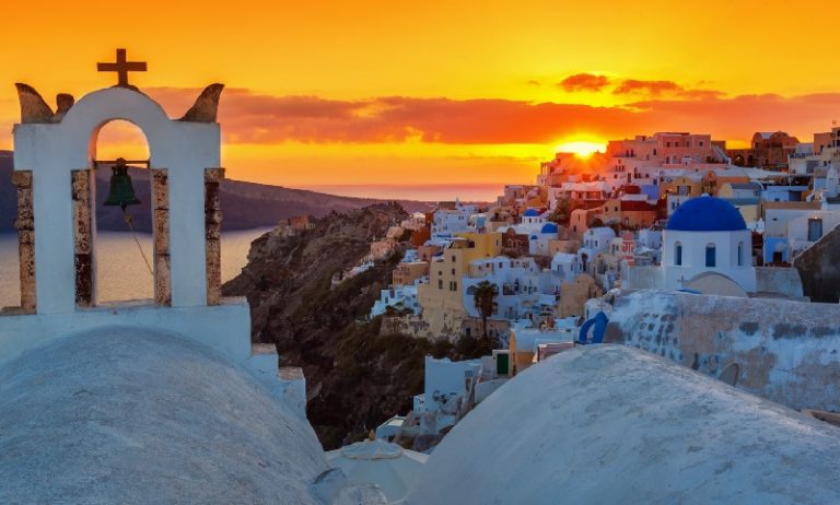 10 Unique Activities to Do in Santorini