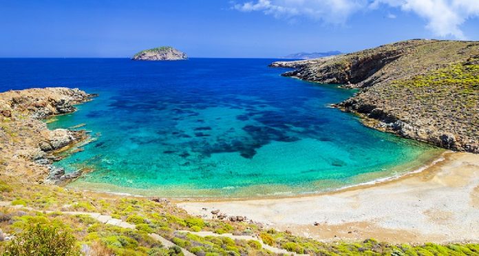 10 Breathtaking Greek Islands Closest to Athens